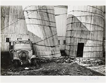 INGE MORATH (1923-2002) Portfolio entitled Inge Morath. 1975.